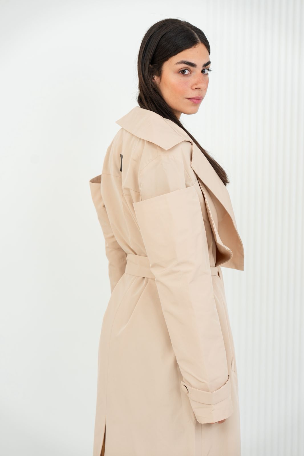 Diva Trench Coat in Cream