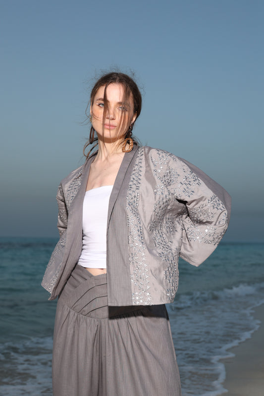 Grey embroidered kimono
