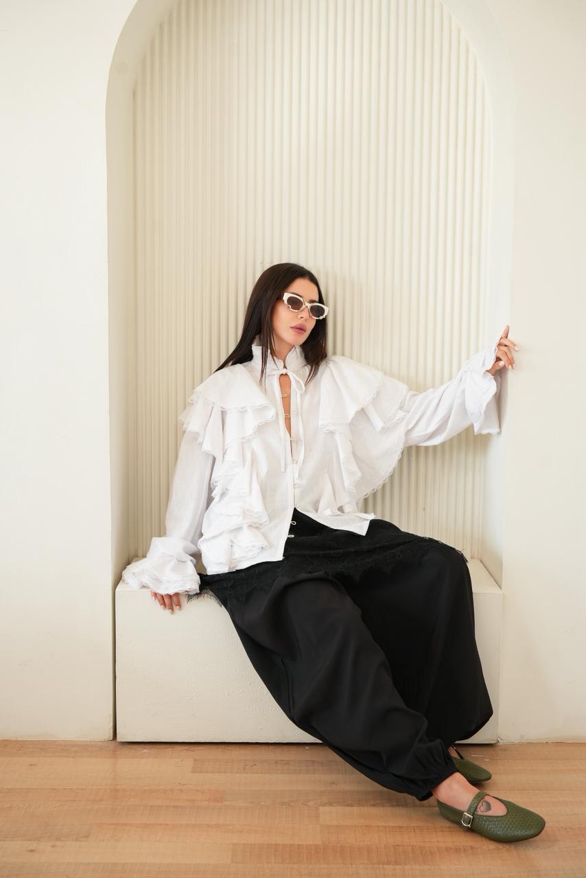 Volant blouse