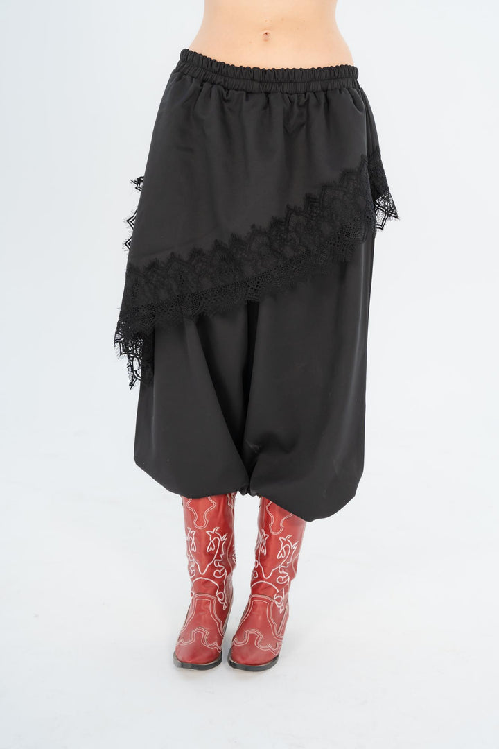 Black layover lace pants