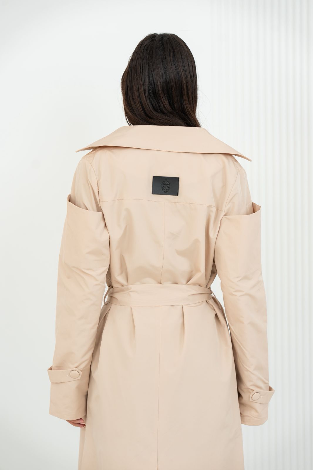 Diva Trench Coat in Cream