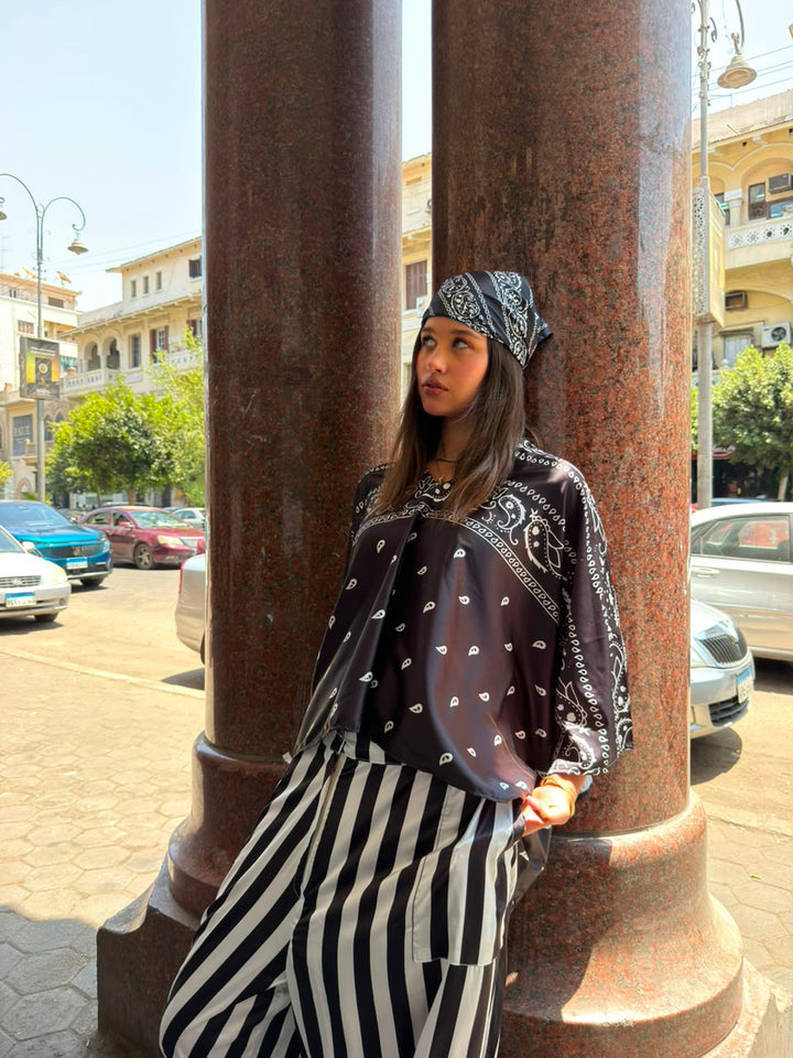 BLACK BANDANA BLOUSE