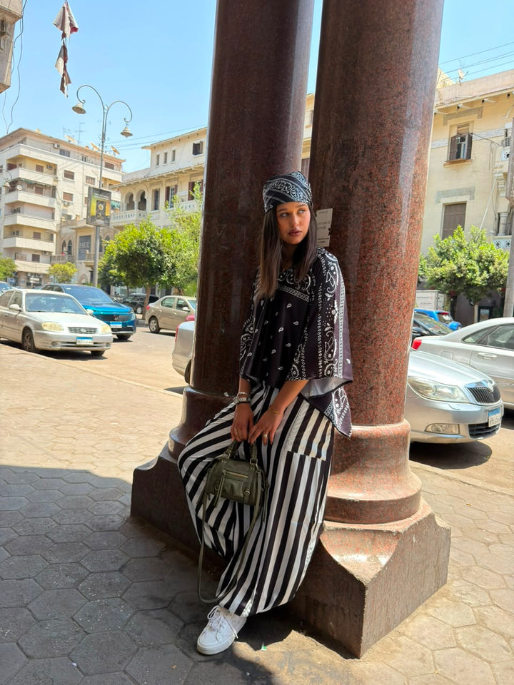 BLACK BANDANA BLOUSE