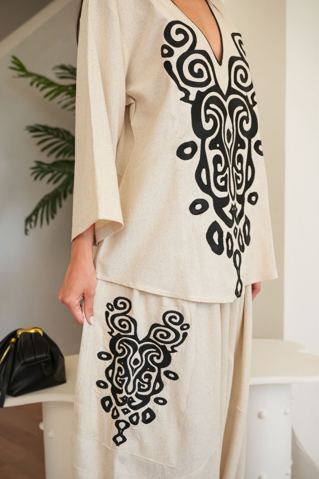 Beige balloon pants