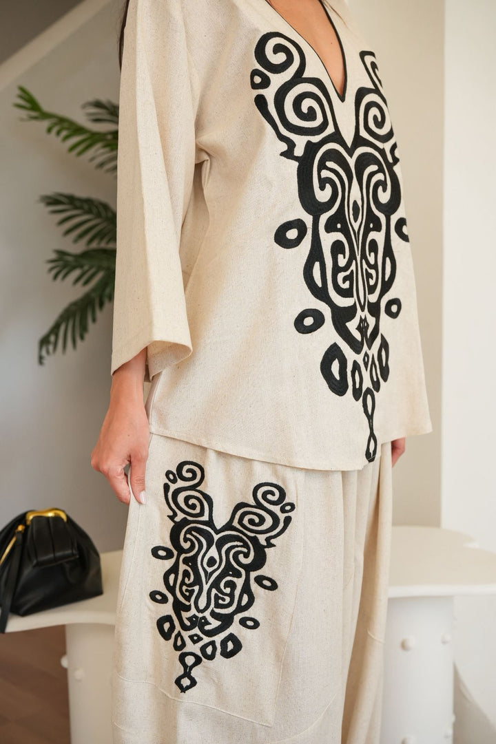 Beige balloon pants