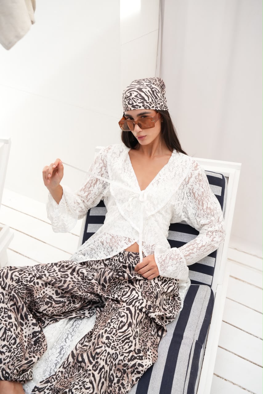White sunveil cardigan