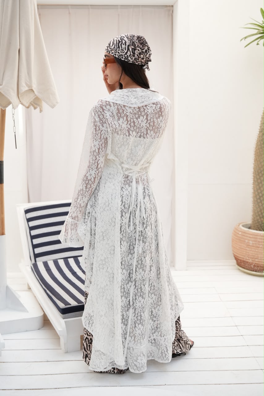 White sunveil cardigan