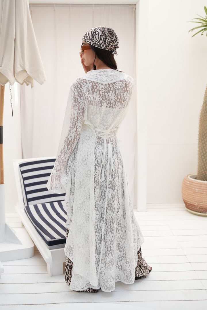 White sunveil cardigan