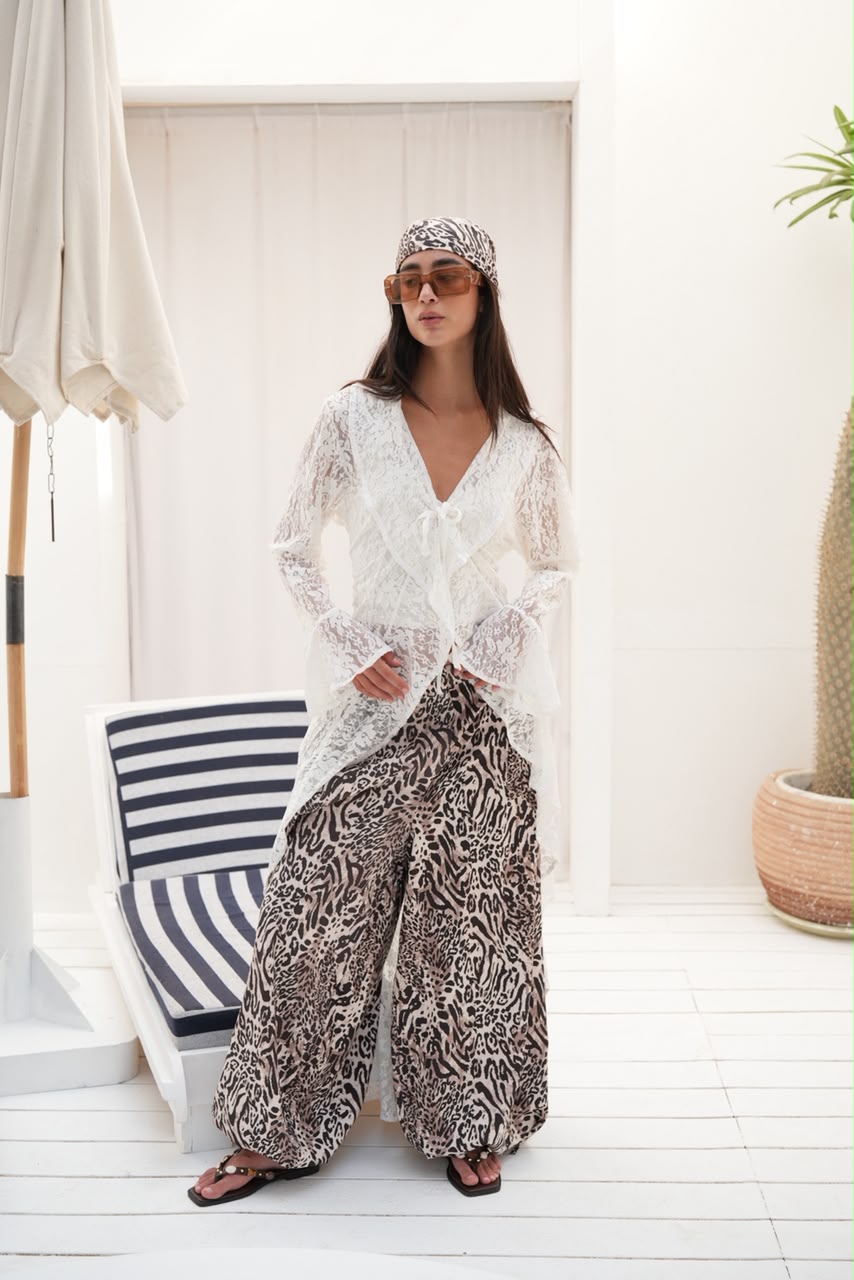 White sunveil cardigan