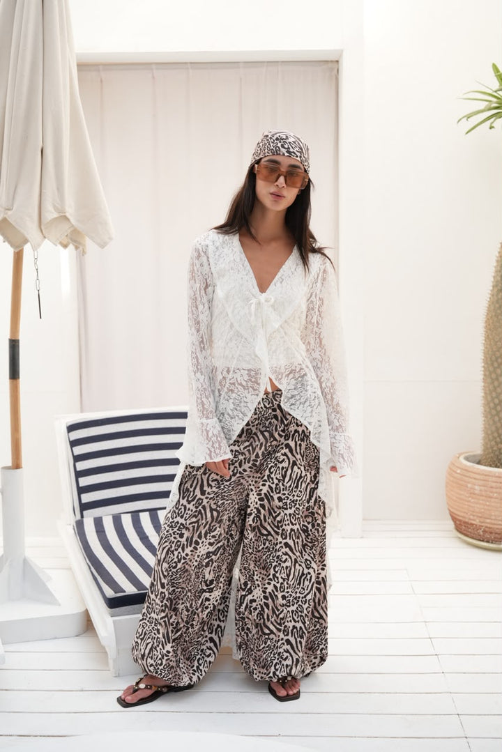 White sunveil cardigan